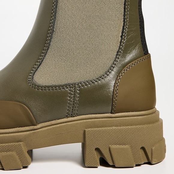BNWT GANNI Cleated Mid Chelsea Tonal Boots - Picture 3 of 6
